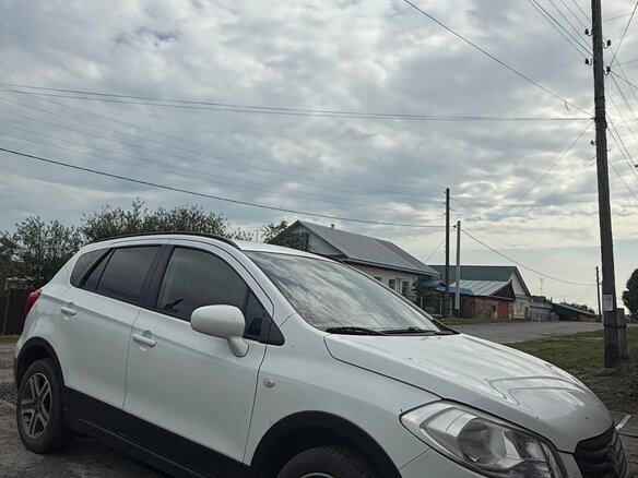 2014 Suzuki SX4 II (S-Cross), белый, 950000 рублей - вид 3