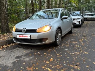 2011 Volkswagen Golf VI, серебристый, 850000 рублей, вид 1