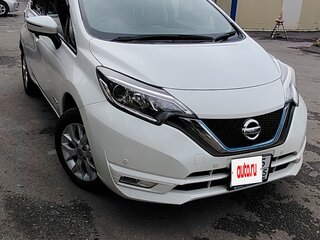 2019 Nissan Note e-Power II Рестайлинг, белый, 850000 рублей, вид 5