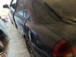 1997 Mitsubishi Carisma I, синий, 30000 рублей, вид 3