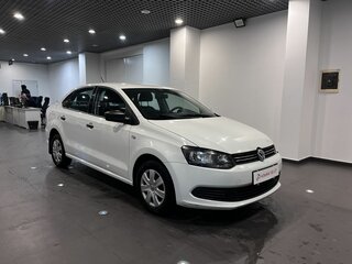 2015 Volkswagen Polo V, белый, 650000 рублей, вид 1