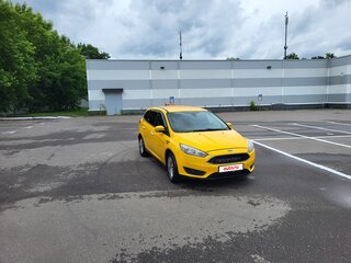 2018 Ford Focus III Рестайлинг, жёлтый, 599000 рублей, вид 2