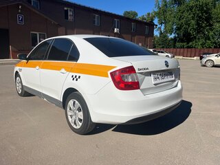 2019 Skoda Rapid I Рестайлинг, белый, 695000 рублей, вид 4