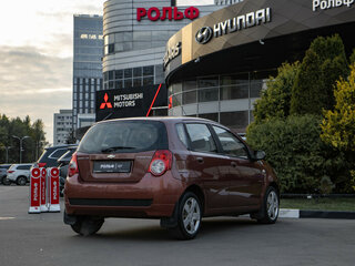2011 Chevrolet Aveo I Рестайлинг, коричневый, 468000 рублей, вид 4