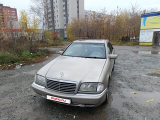1999 Mercedes-Benz C-Класс 230 I (W202) Рестайлинг, золотистый, 260000 рублей, вид 4