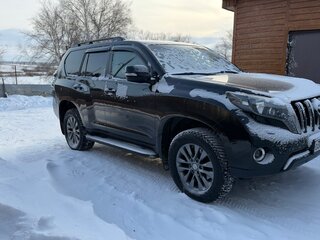 2015 Toyota Land Cruiser Prado 150 Series Рестайлинг 1, чёрный, 4000000 рублей, вид 2