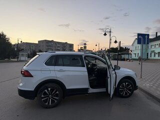2019 Volkswagen Tiguan II, белый, 2625000 рублей, вид 4