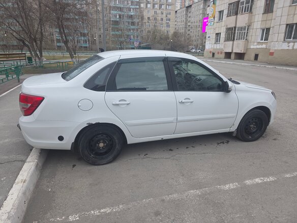 2021 Lada (ВАЗ) Granta I Рестайлинг, белый, 658000 рублей - вид 1