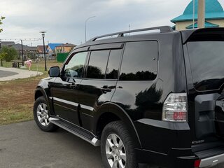 2013 Mitsubishi Pajero IV Рестайлинг 1, чёрный, 2150000 рублей, вид 2