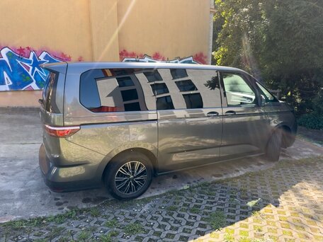 2023 Volkswagen Multivan T7, серый, 5050000 рублей, вид 5
