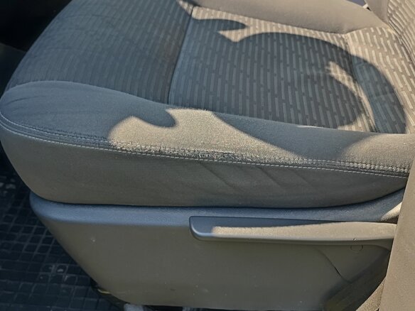 2012 Volkswagen Multivan T5 Рестайлинг, чёрный, 1870000 рублей - вид 16