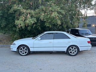 1999 Toyota Mark II VIII (X100), белый, 470000 рублей, вид 4