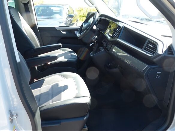 2022 Volkswagen Multivan T6 Рестайлинг, белый - вид 13