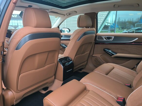 2024 Hongqi H9 I Рестайлинг, чёрный, 6490000 рублей - вид 25