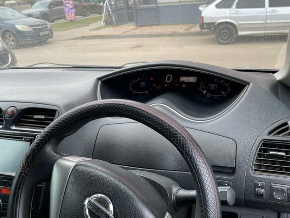 2011 Nissan Serena IV (C26), серый, 1350000 рублей - вид 6