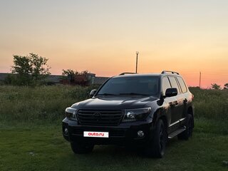 2011 Toyota Land Cruiser 200 Series, чёрный, 2700000 рублей, вид 2