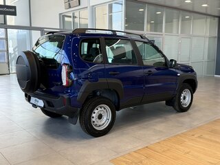 2026 Lada (ВАЗ) Niva Travel I Рестайлинг, синий, 1548000 рублей, вид 3