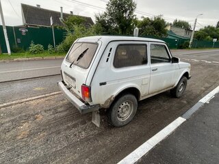 2000 Lada (ВАЗ) 2121 (4x4) I Рестайлинг, белый, 275000 рублей, вид 5