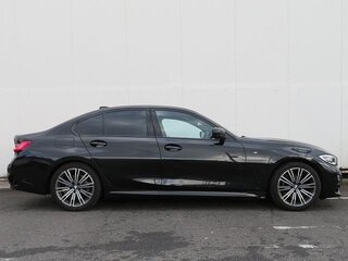 2021 BMW 3 серии 318i VII (G2x), чёрный, 1999099 рублей, вид 4