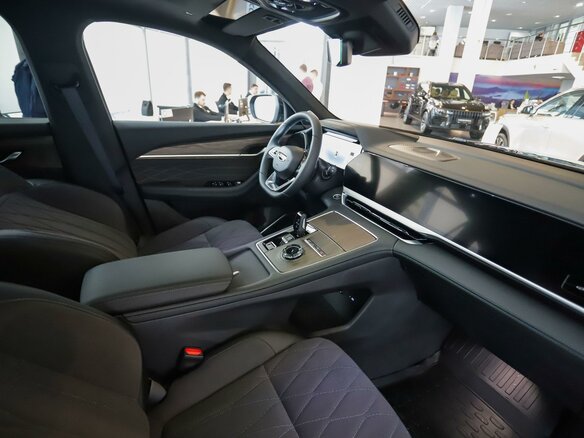 2026 Geely Monjaro I Рестайлинг, чёрный, 5140000 рублей - вид 20