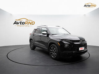 2023 Chevrolet TrailBlazer III, чёрный, 1500000 рублей, вид 3