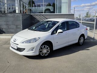 Peugeot 408 I