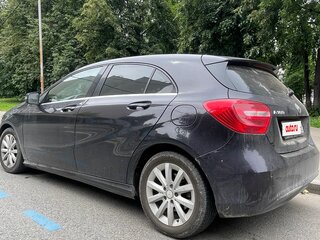 2014 Mercedes-Benz A-Класс 180 III (W176), фиолетовый, 1280000 рублей, вид 4