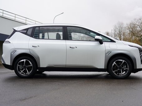 2025 Aion Y Plus 58.9 kWh, белый, 1590029 рублей, вид 5
