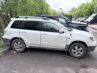 2002 Mitsubishi Outlander I, белый, 450000 рублей, вид 4
