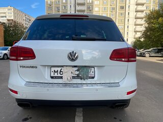 2012 Volkswagen Touareg II, белый, 1680000 рублей, вид 2