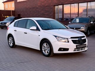 2012 Chevrolet Cruze I, белый, 879990 рублей, вид 1