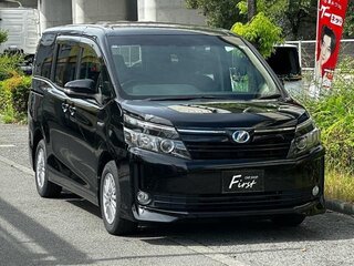 2015 Toyota Voxy III (R80), чёрный, 1650000 рублей, вид 3