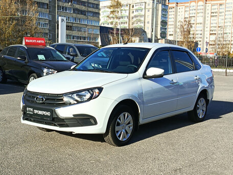2023 Lada (ВАЗ) Granta I Рестайлинг, белый, 700000 рублей, вид 1