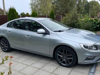 2017 Volvo S60 II Рестайлинг, серебристый, 1530000 рублей, вид 3