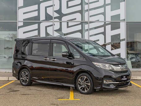 Honda Stepwgn V