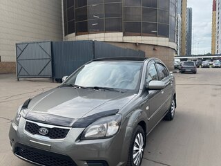 2010 Kia Rio II Рестайлинг, серебристый, 395000 рублей, вид 1