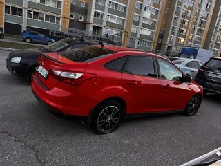 2014 Ford Focus III, красный, 550000 рублей, вид 3
