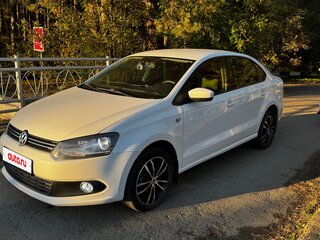 2013 Volkswagen Polo V, белый, 642000 рублей, вид 1