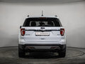 2017 Ford Explorer V Рестайлинг, белый, 2399777 рублей - вид 5
