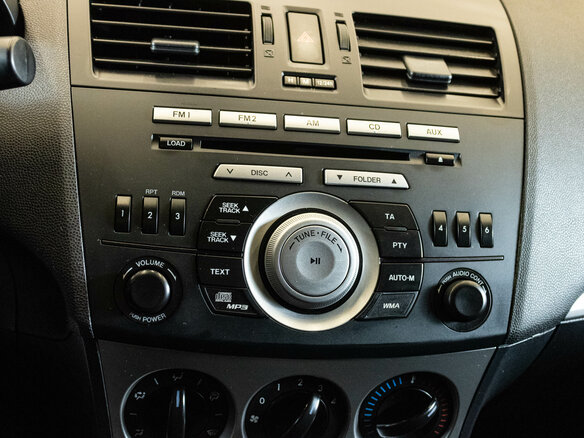 2011 Mazda 3 II (BL), серебристый, 999000 рублей - вид 16