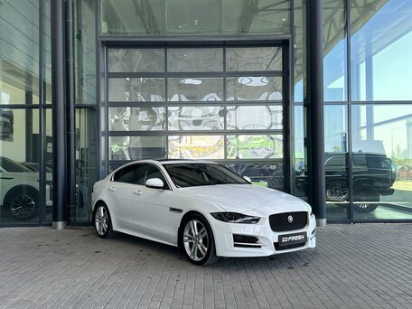 Jaguar XE I