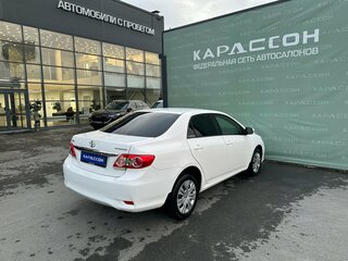 2012 Toyota Corolla X (E140, E150) Рестайлинг, белый, 1040000 рублей, вид 2