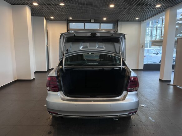 2019 Volkswagen Polo V Рестайлинг, серый, 1210000 рублей - вид 36