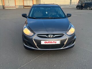 2011 Hyundai Solaris I, серый, 555000 рублей, вид 3