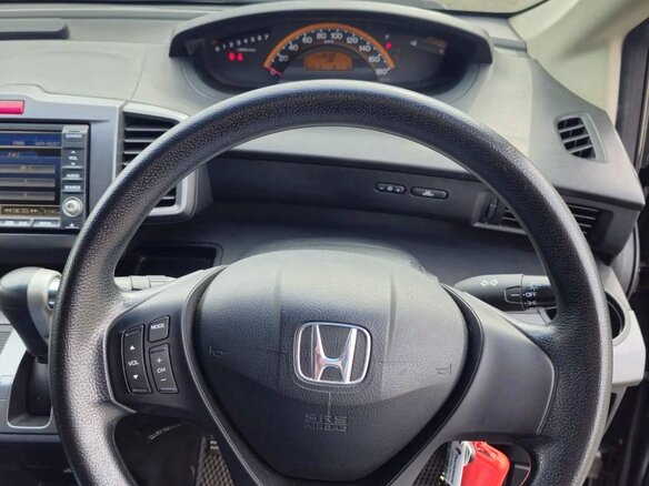 2010 Honda Freed I, серый, 815000 рублей - вид 8