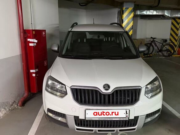 2017 Skoda Yeti I Рестайлинг, белый - вид 3