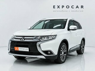 2015 Mitsubishi Outlander III Рестайлинг 2, белый, 1799000 рублей, вид 1