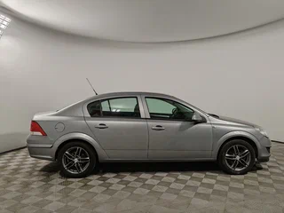 2011 Opel Astra H Рестайлинг, серый, 399000 рублей, вид 4