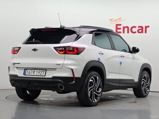 2023 Chevrolet TrailBlazer III, белый, 1490000 рублей, вид 3