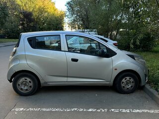 2012 Chevrolet Spark III, серебристый, 550000 рублей, вид 1